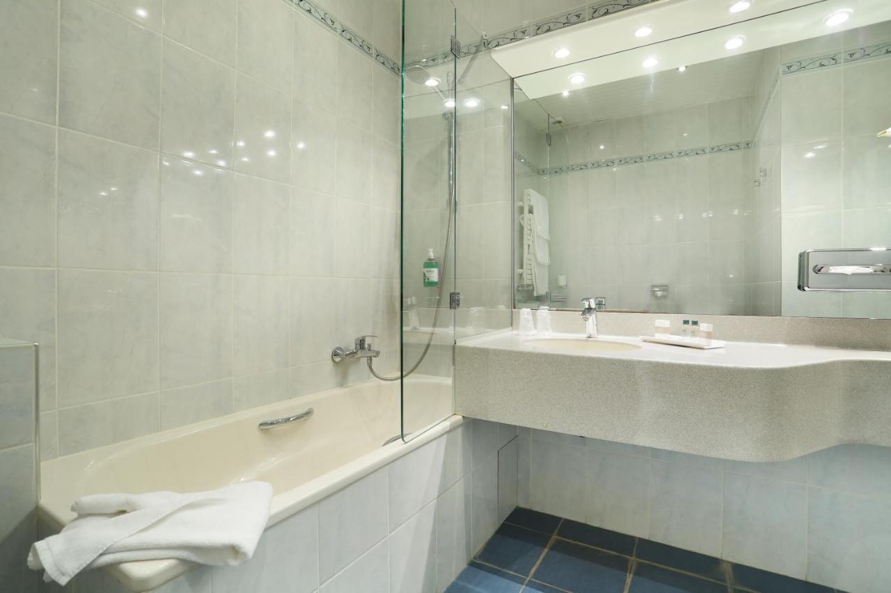 Cecilia Hotel 3*